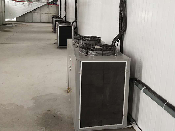 2015年9月上海國際家具博覽會上，熱之源第一代水性漆恒溫恒濕烘干設(shè)備面世